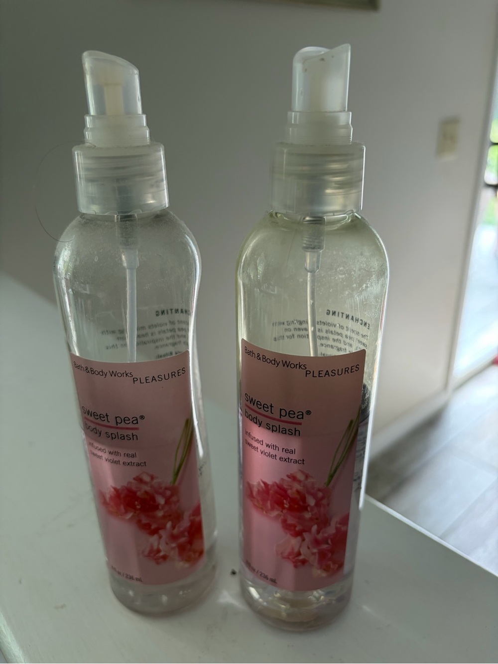 Lot 2 Vintage Bath & Body Works Pleasures Sweet Pea Body Splash 8 Oz